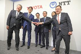 Toyota Motor Corporation and NTT Agree to Joint Efforts in “Mobility x AI and Communications”